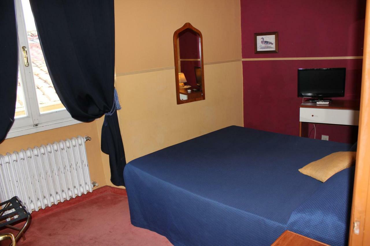 פירנצה Hotel San Lorenzo מראה חיצוני תמונה